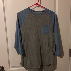 Gray and blue baseball tee! Comfy and cute